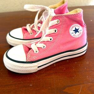 Pink kids Converse